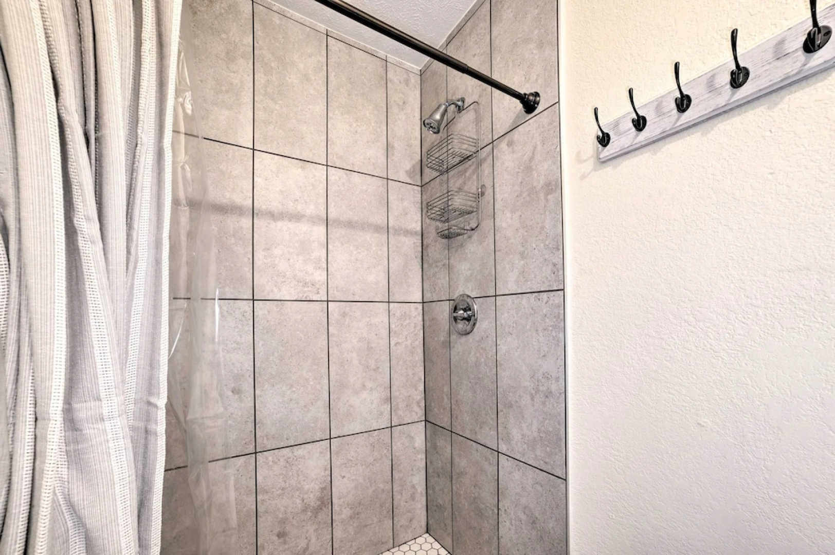 Cozy Sault St Marie Apartment - Walk to River