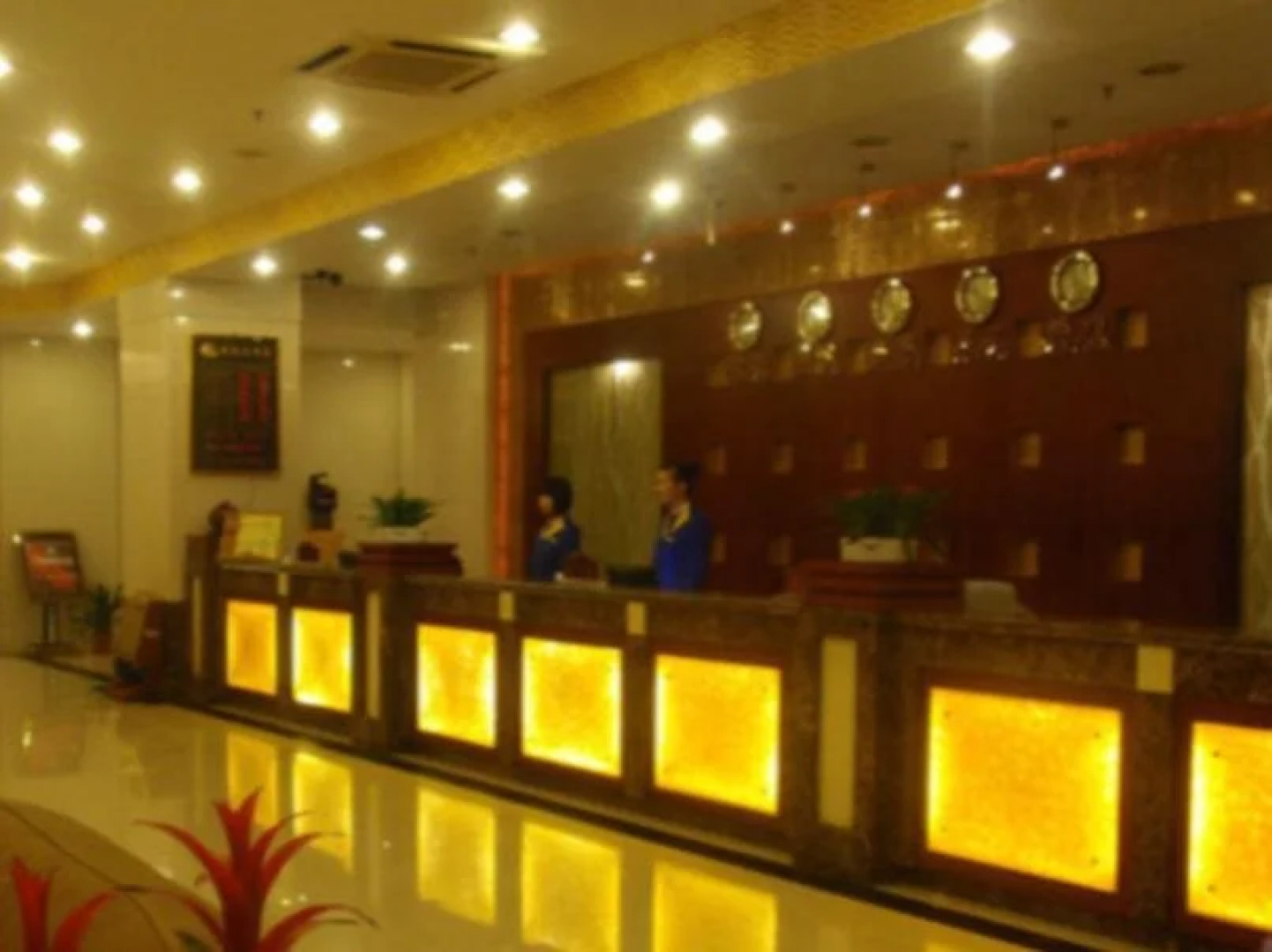Orange Hotel Shenzhen Qianhai Bihai Bay