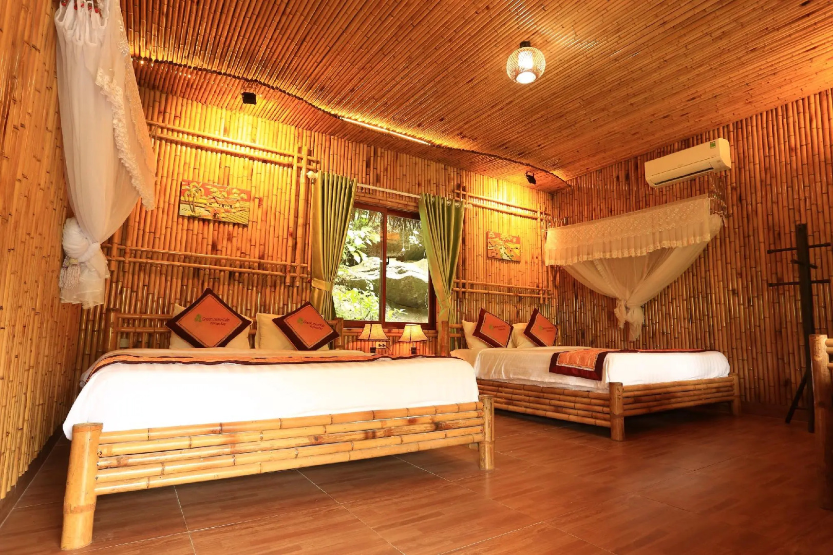 Ninh Binh Mountain Side Homestay & Cafe