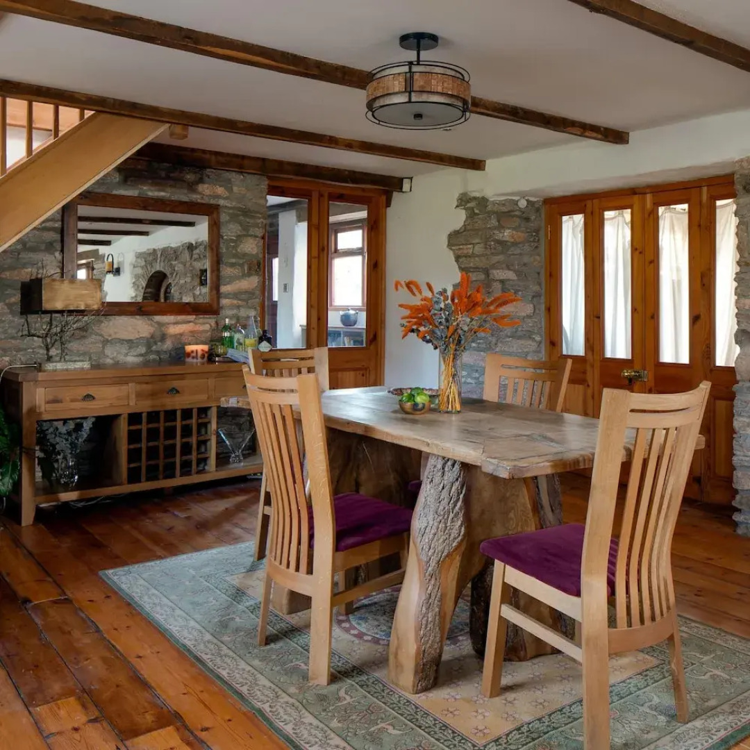 Old Coach House in Berry Pomeroy