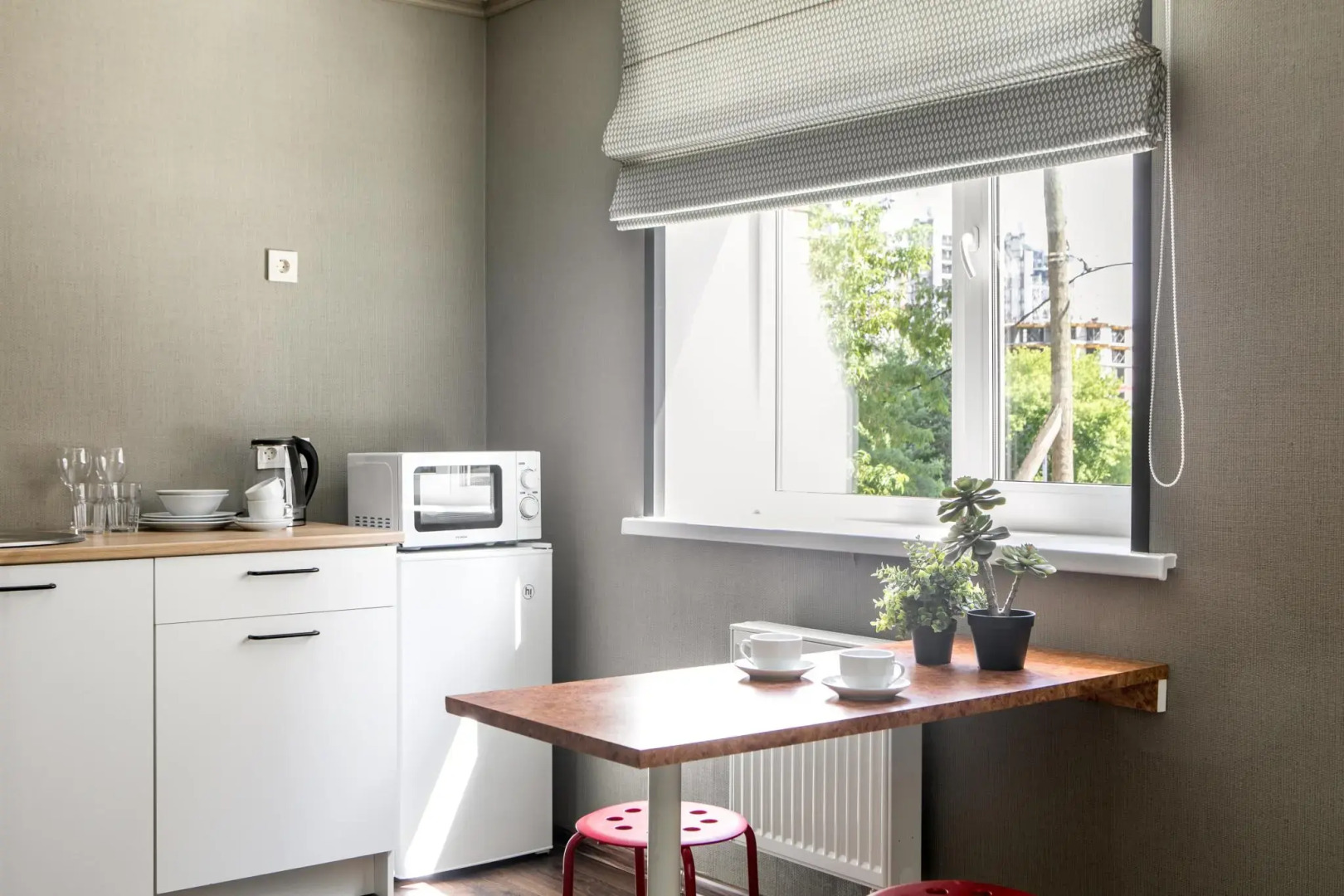 Home Hotel (Хоум Хотел)