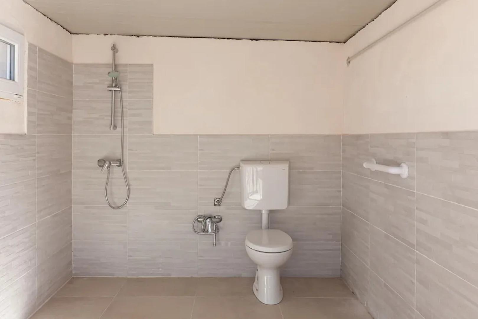 Tenuta San Cassiano with garden and pool