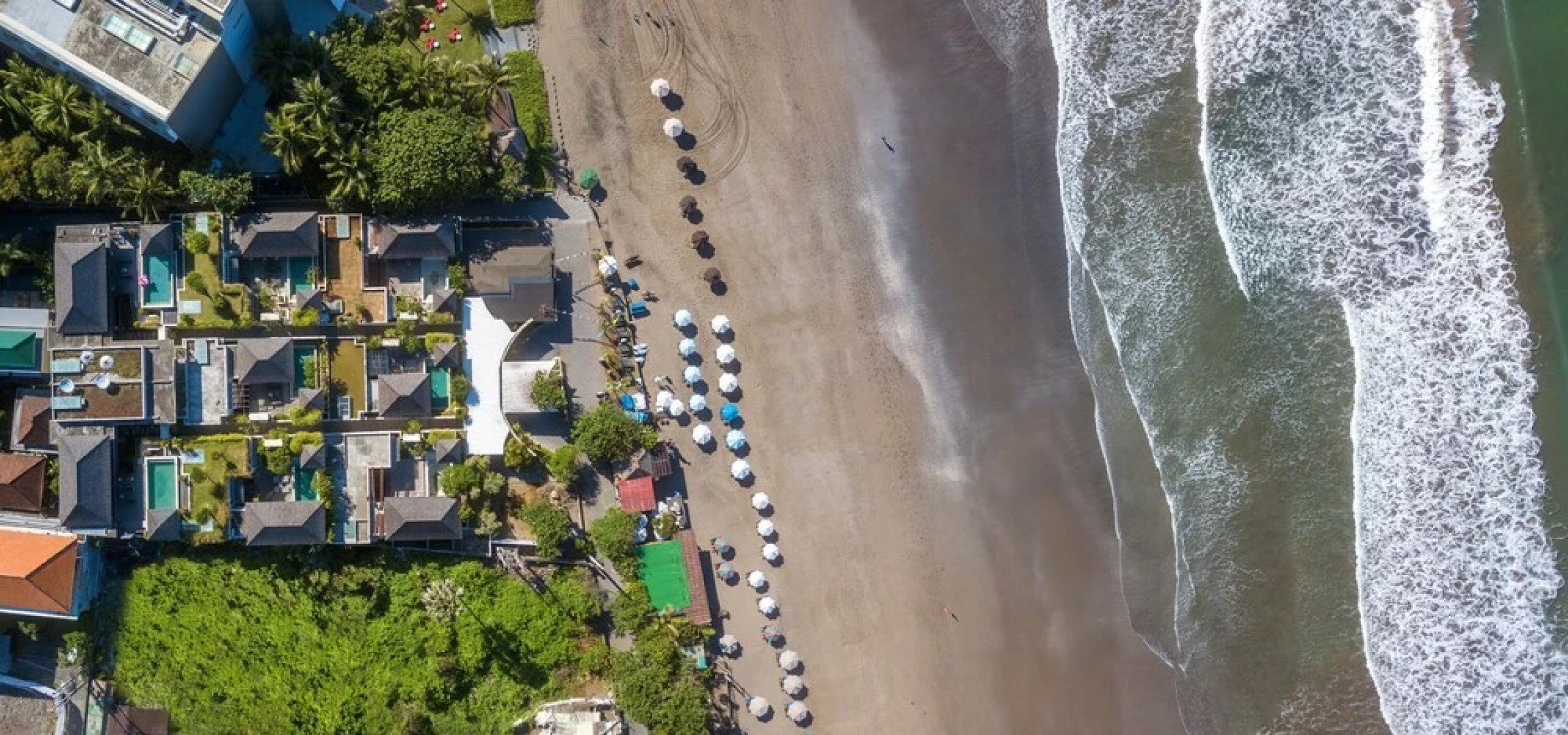 Wonderful Oceanfront 3 Br Villa in Seminyak