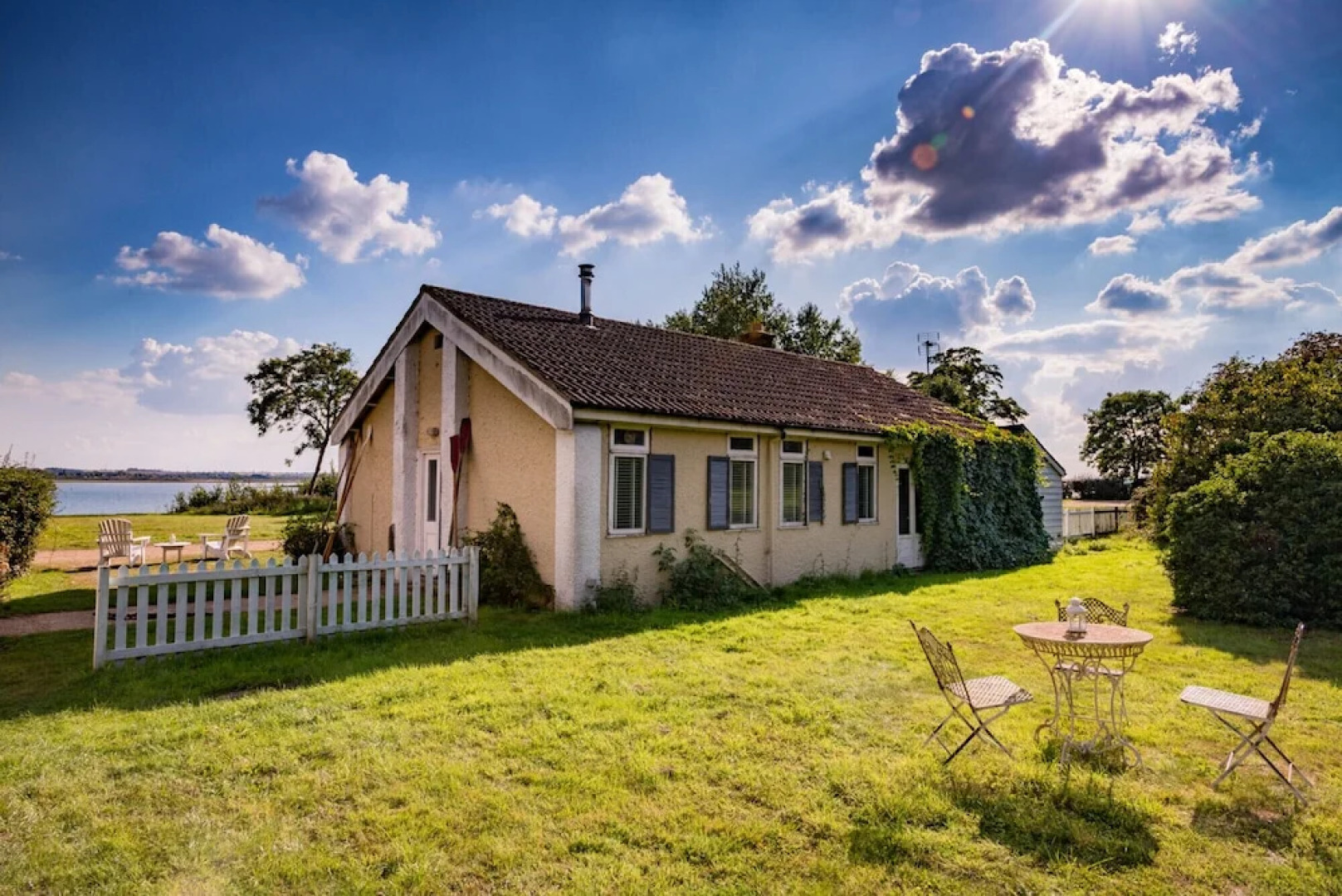 Manor Beach 2 / 2-bed Home on Osea Island, Essex
