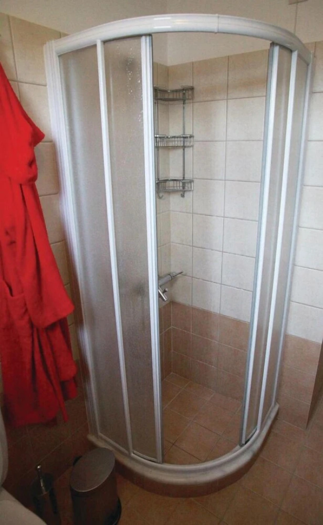 Amazing Home in Theologos with Hot Tub, WiFi & 6 Bedrooms