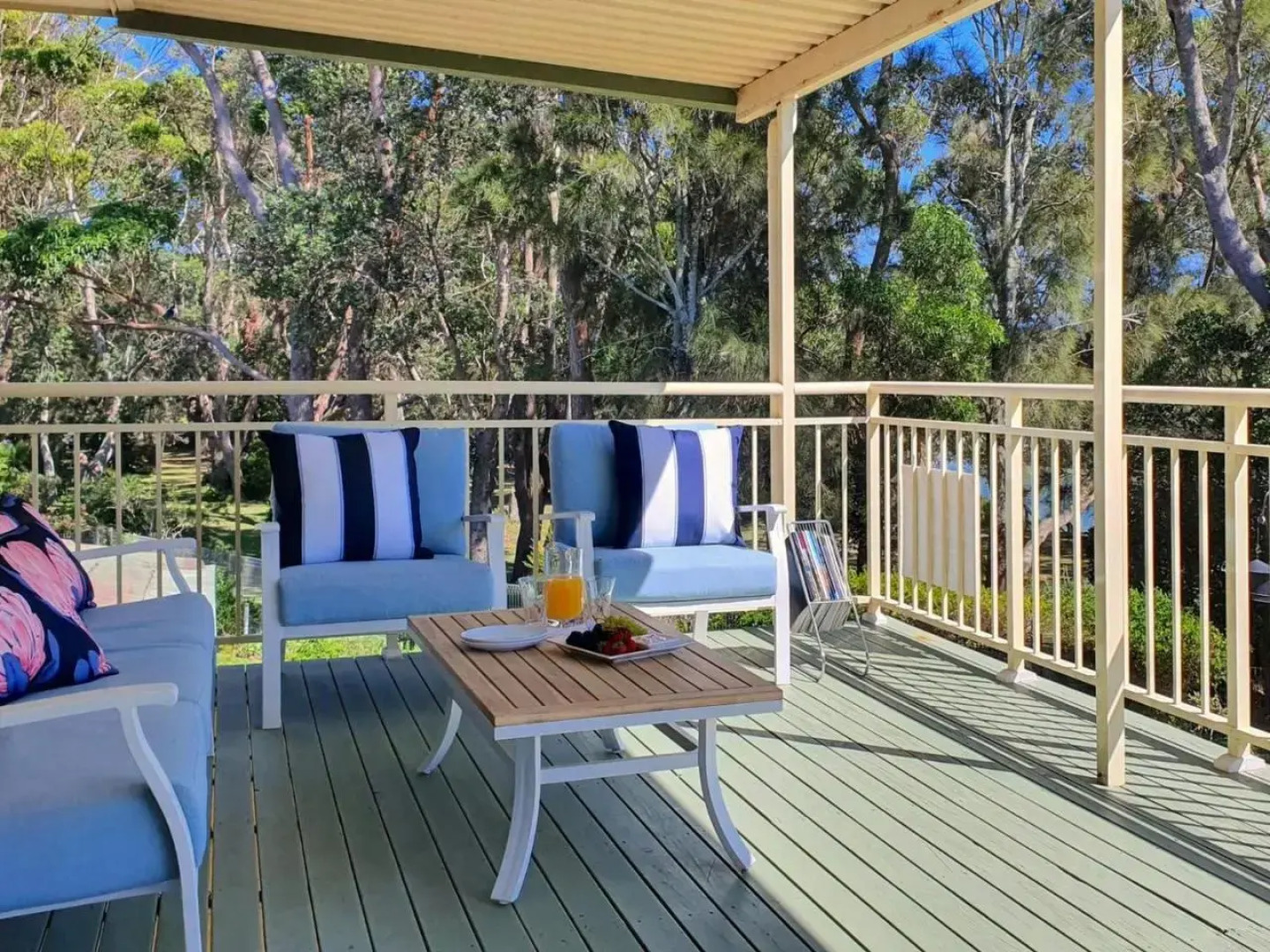 Pelican Beach House 2 Macleay Street