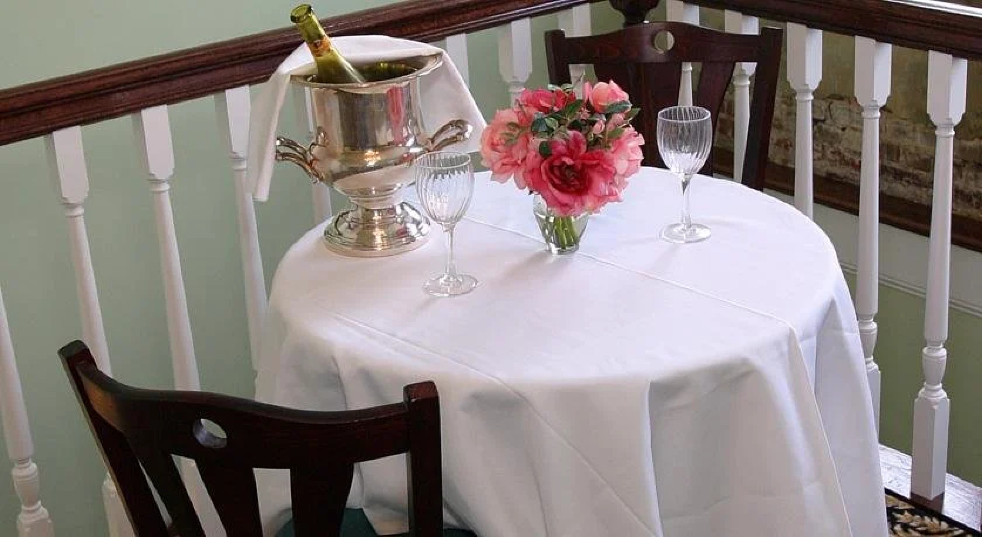 Pond View Fine Dining & Inn