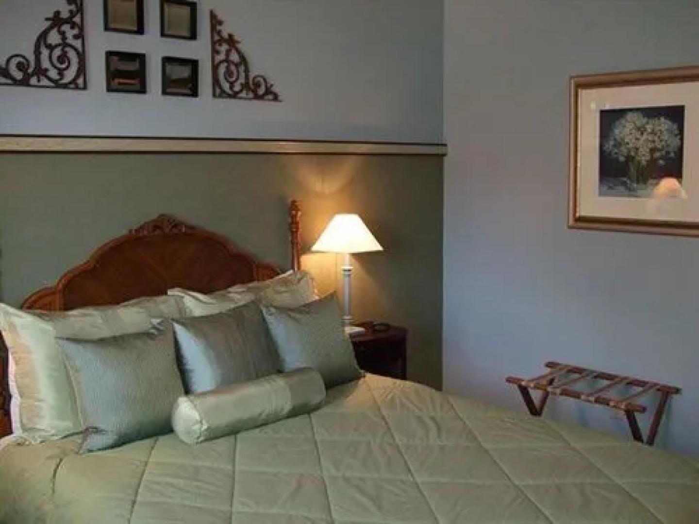 The Iron Gate Inn & Winery