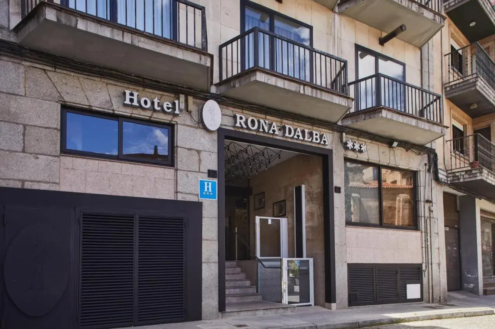 Hotel Silken Rona Dalba