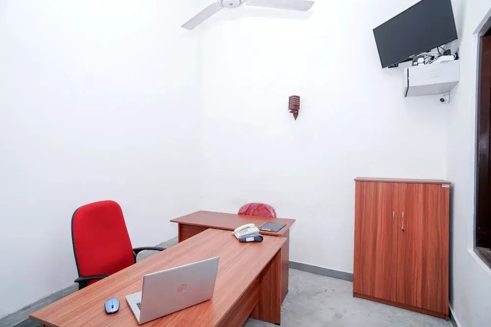 OYO 549 Pinipahana Walauwa