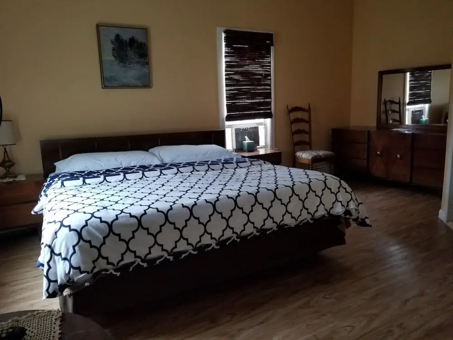 Hammos Pubstaurant and Lodge