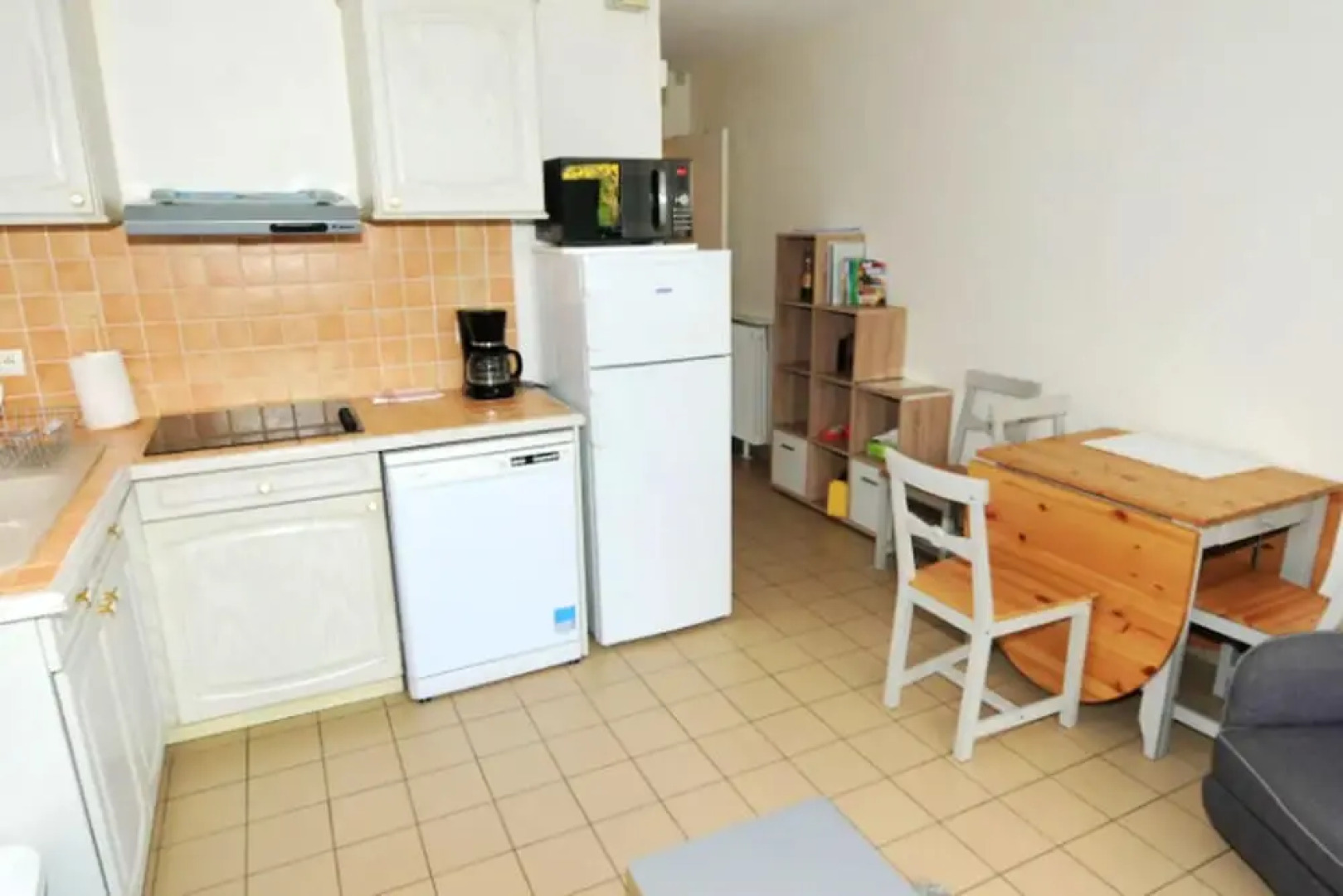 Apartment With 2 Bedrooms in Trouville-sur-mer, With Wonderful sea View, Enclosed Garden and Wifi