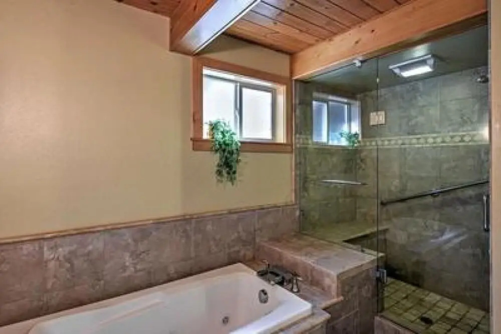 Antelope Way Criterion 64 - Ember