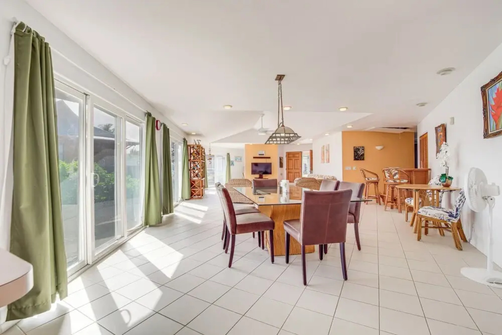 Oceanfront Keaau Gem: Ocean & Sunrise Views, Pool