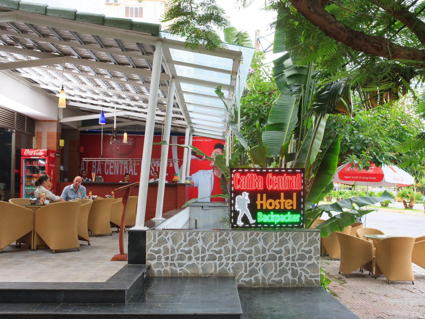 Catba Central Hostel