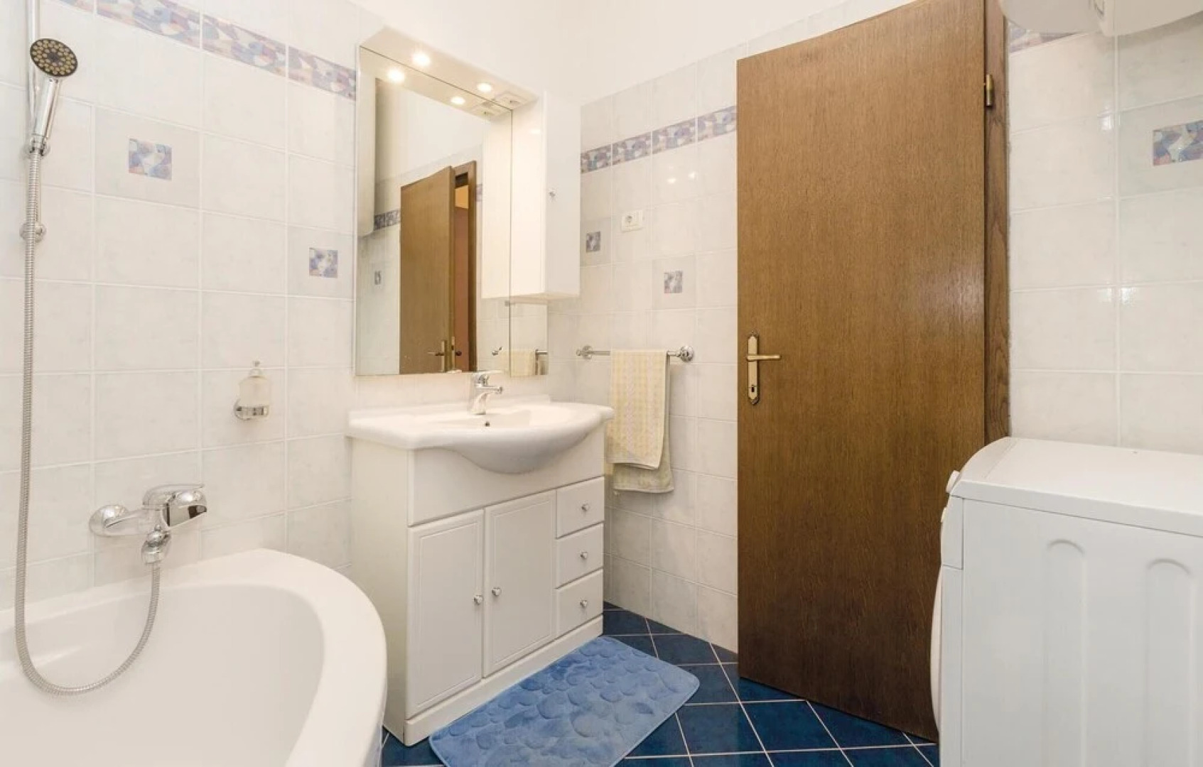 Nice Home in Buje With Wifi and 1 Bedrooms