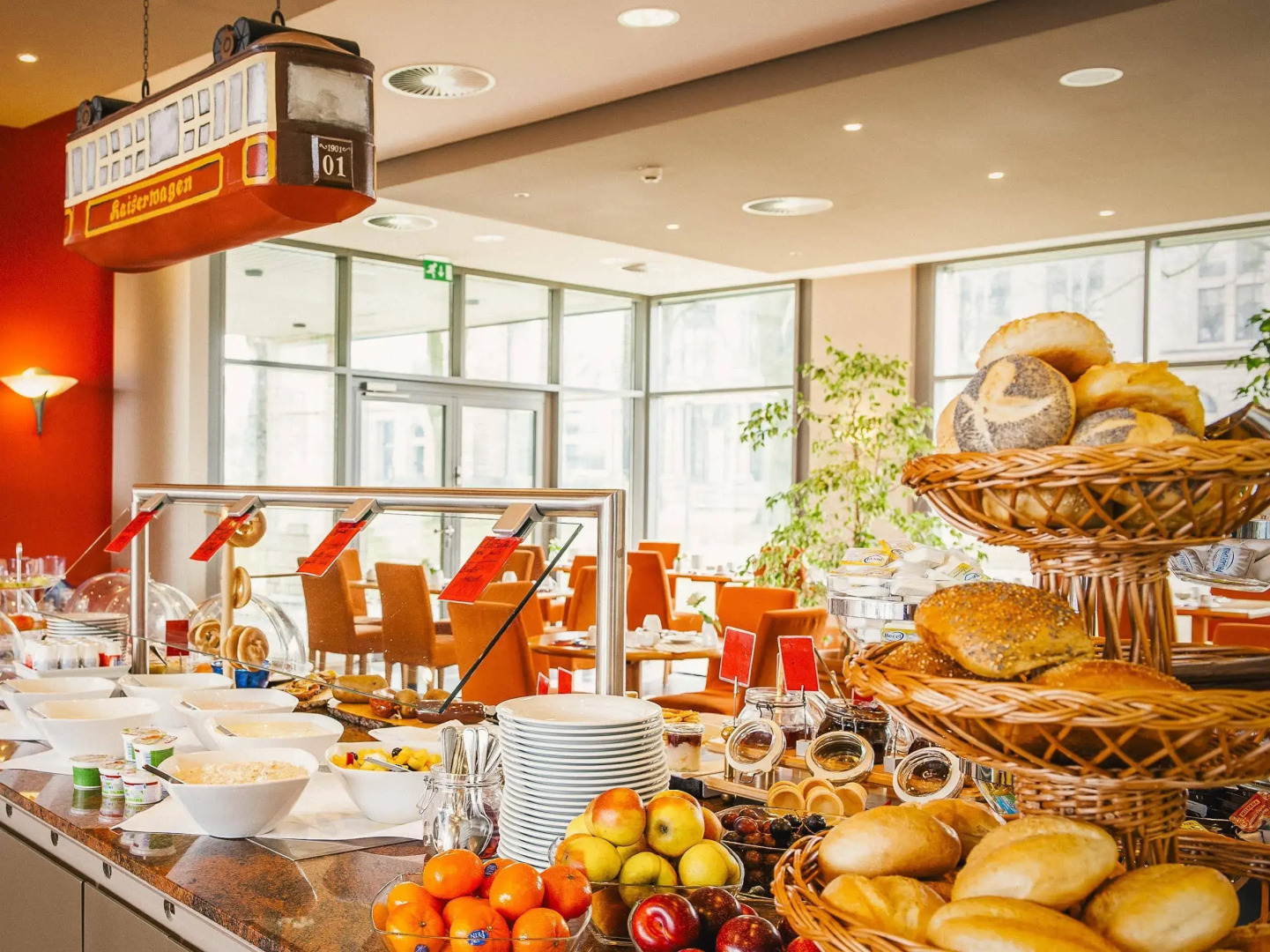 Vienna House Easy by Wyndham Wuppertal