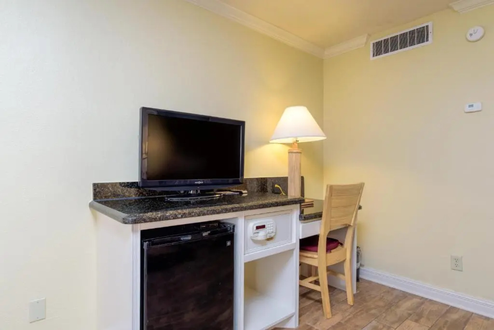 Isla Grand Beach Resort