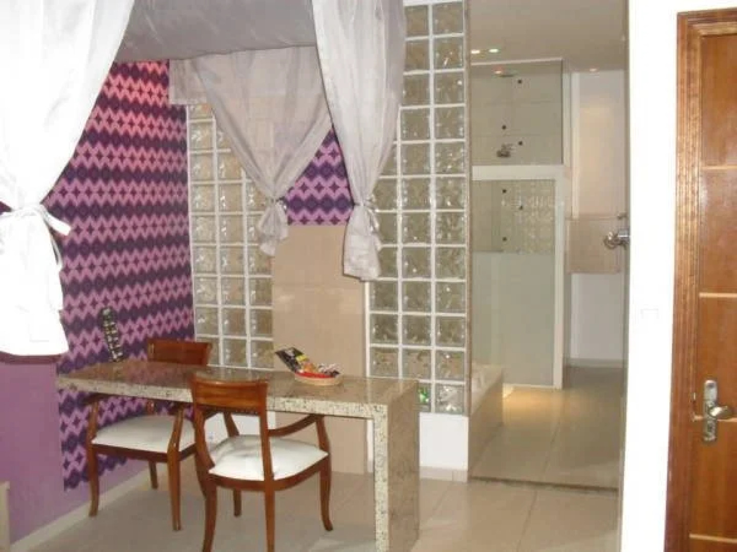 Kamiss Motel (Только для взрослых)