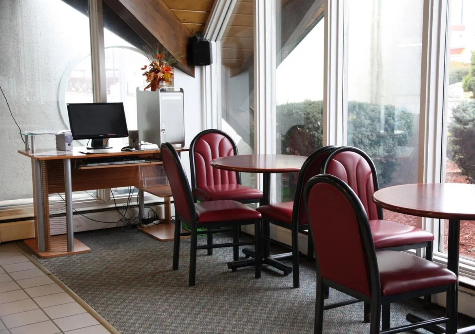 New Stanton Garden Inn