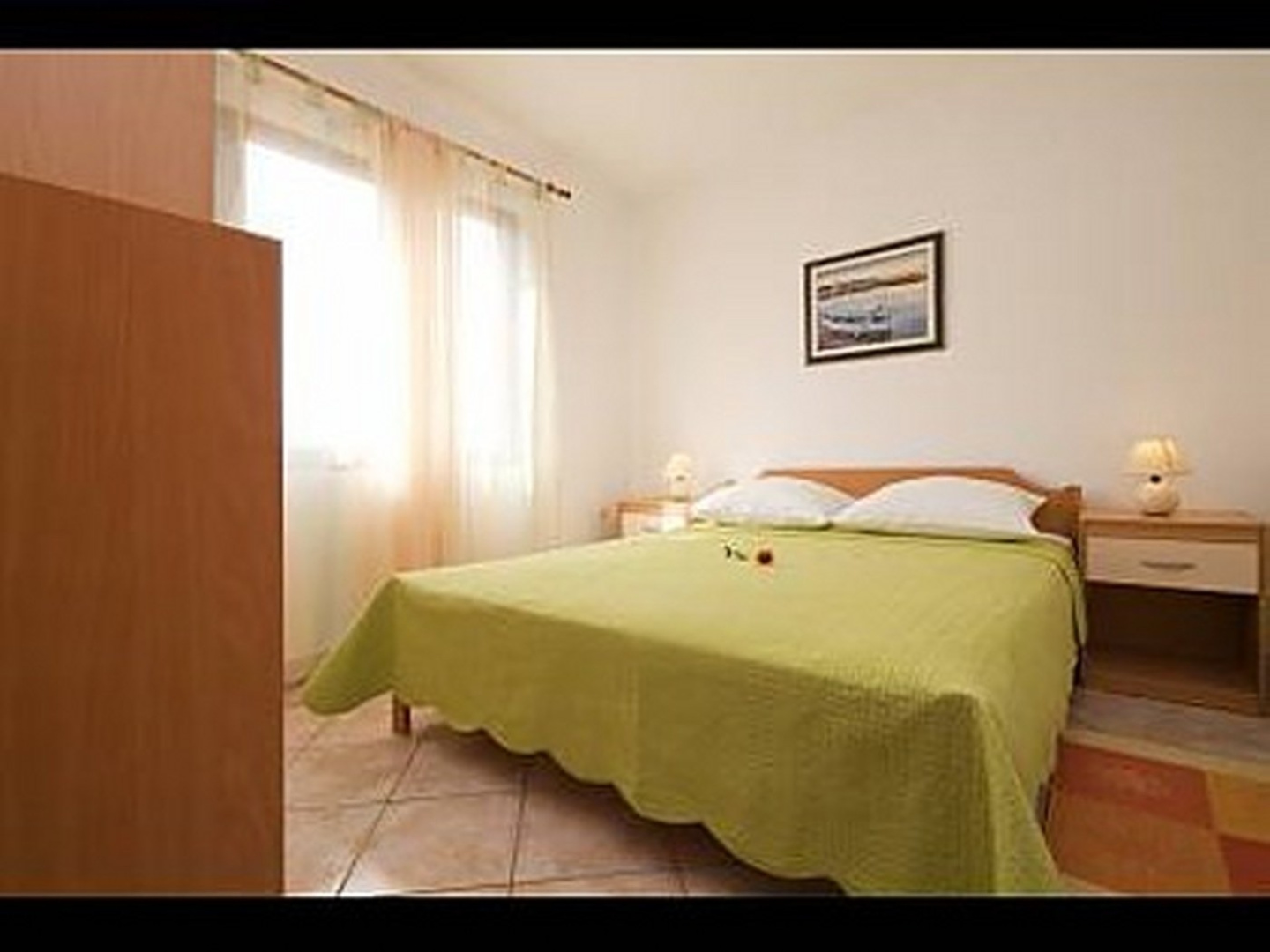 Apartment Ljilja - 10m from the sea with parking: A2 Nin, Zadar riviera