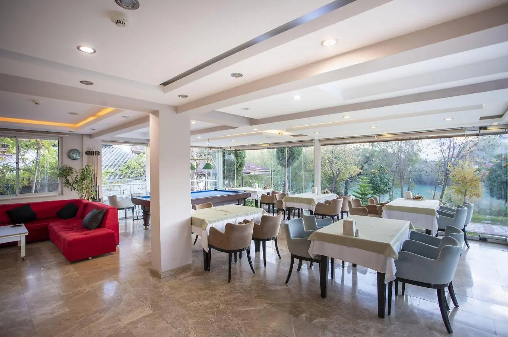 Курорт The Sansa Hotel & Spa