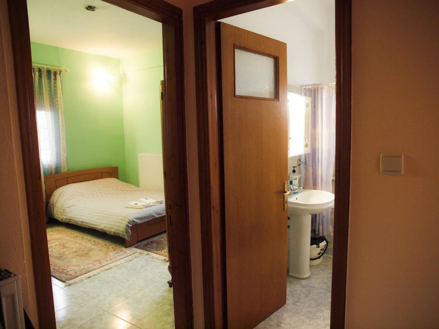 Charming Trikala Apartment With Garden & Central Heating