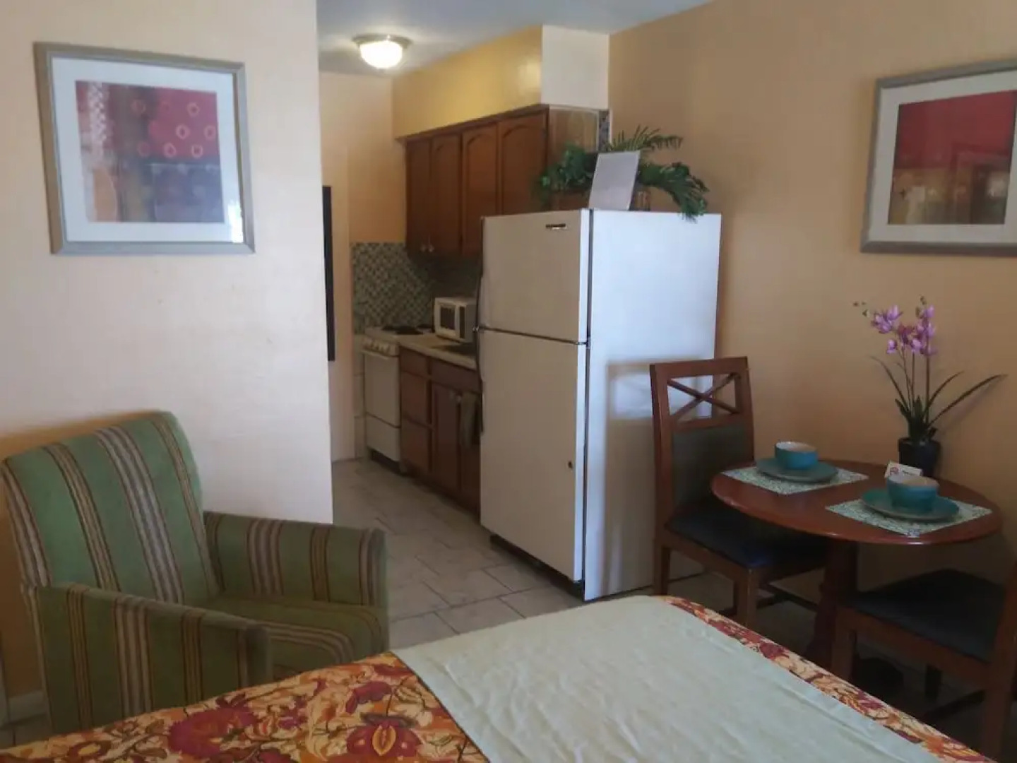 Siesta Motel and Surfside Cabanas