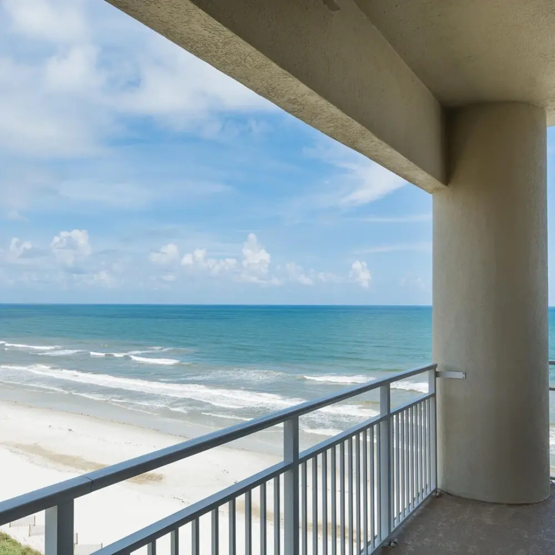 Surf Racquet Corner Unit Best Views in Building Sr701