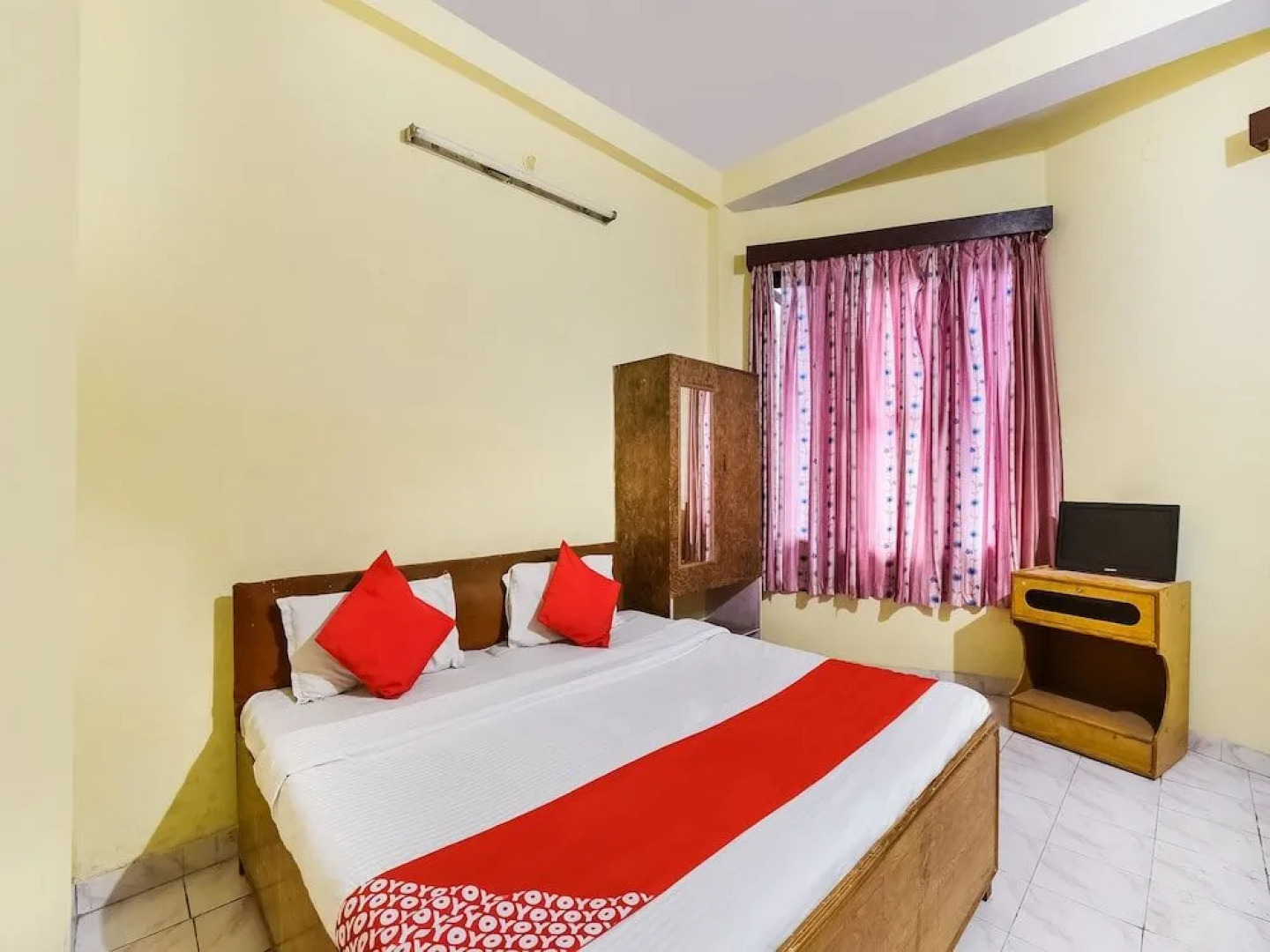 OYO 46752 Hotel Sun N Wind