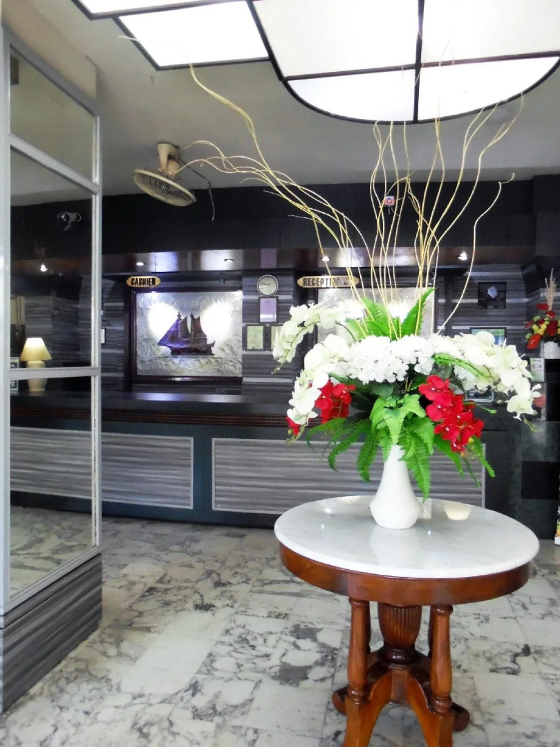 OYO 2487 Sampurna Jaya Hotel