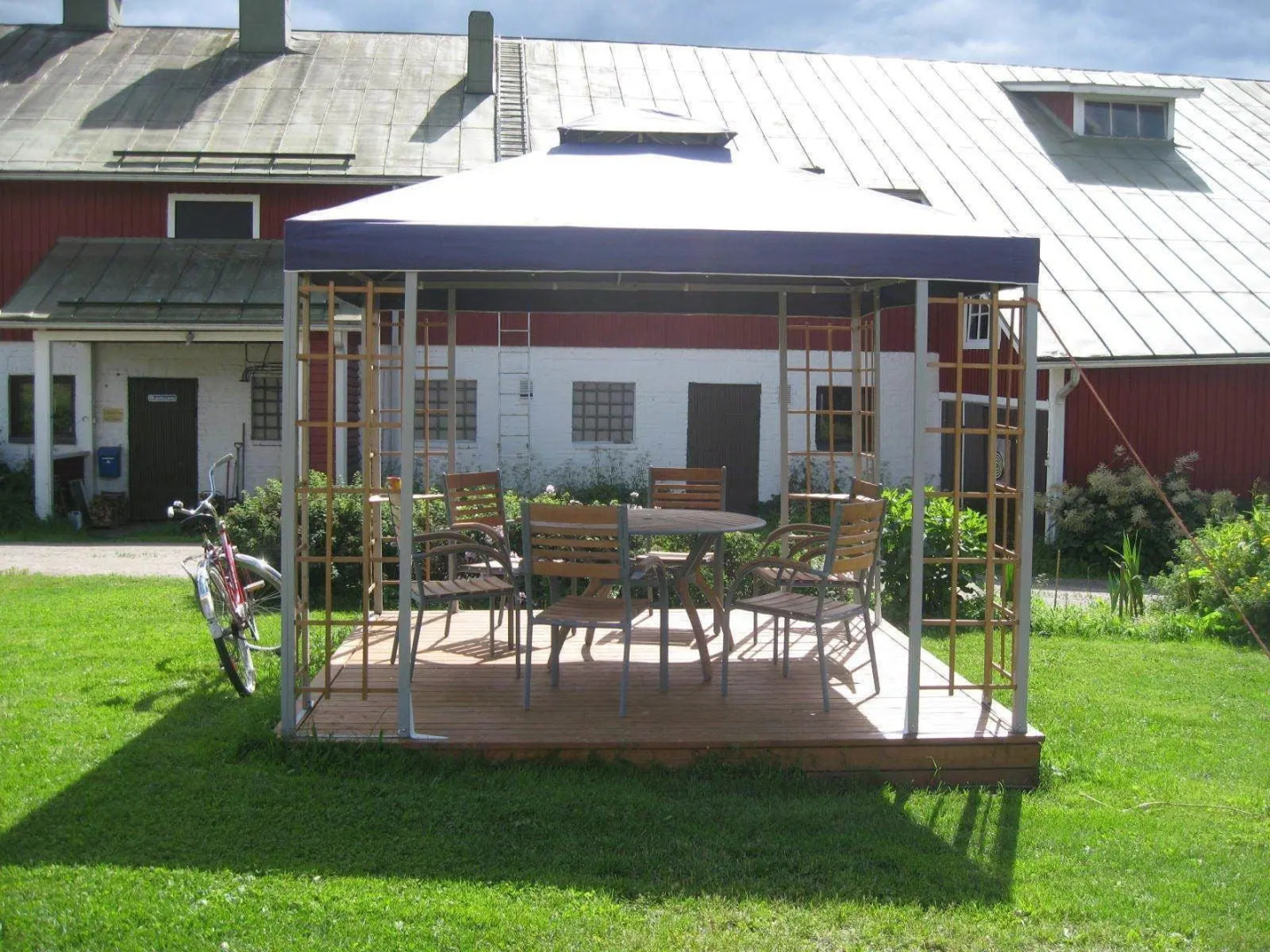 Tuukkalan tila B & B