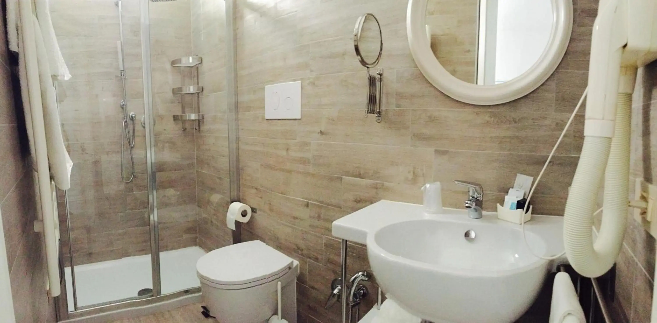 Hotel Serena