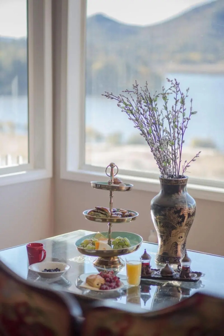 Quiet Mind Mountain Retreat