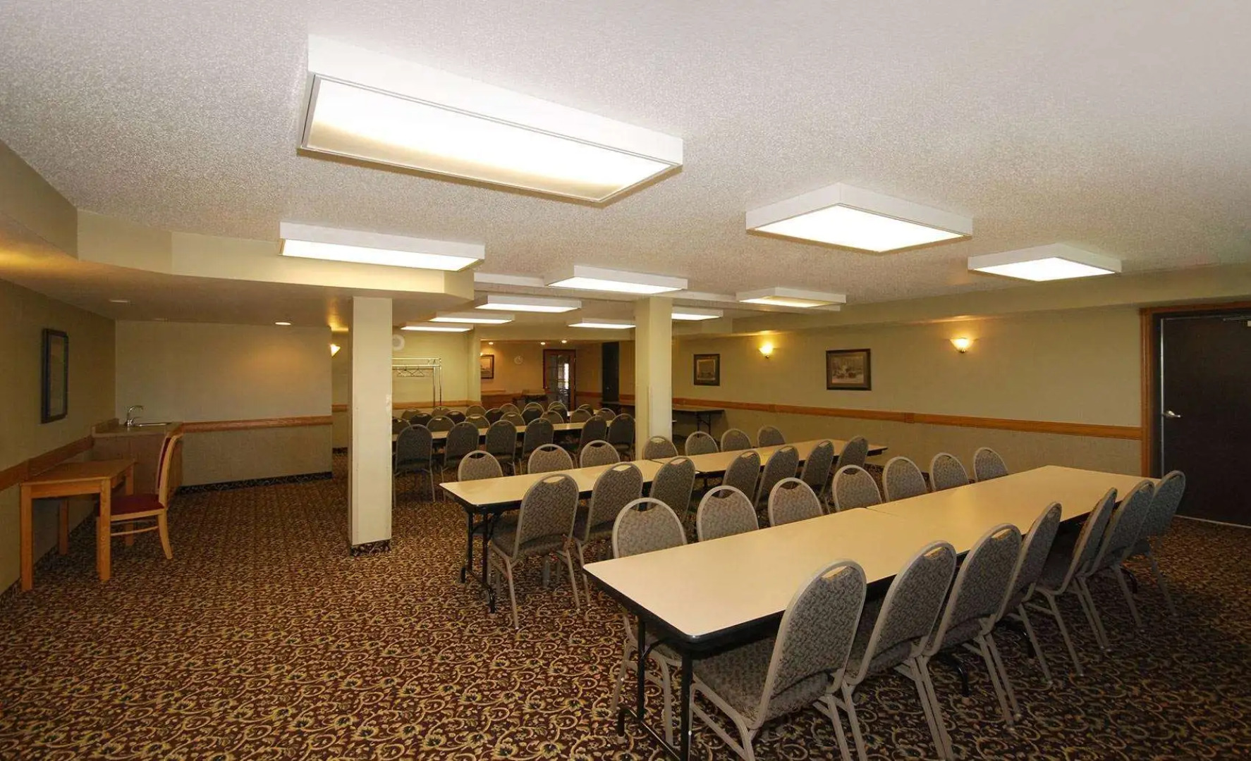 AmericInn by Wyndham Merrill