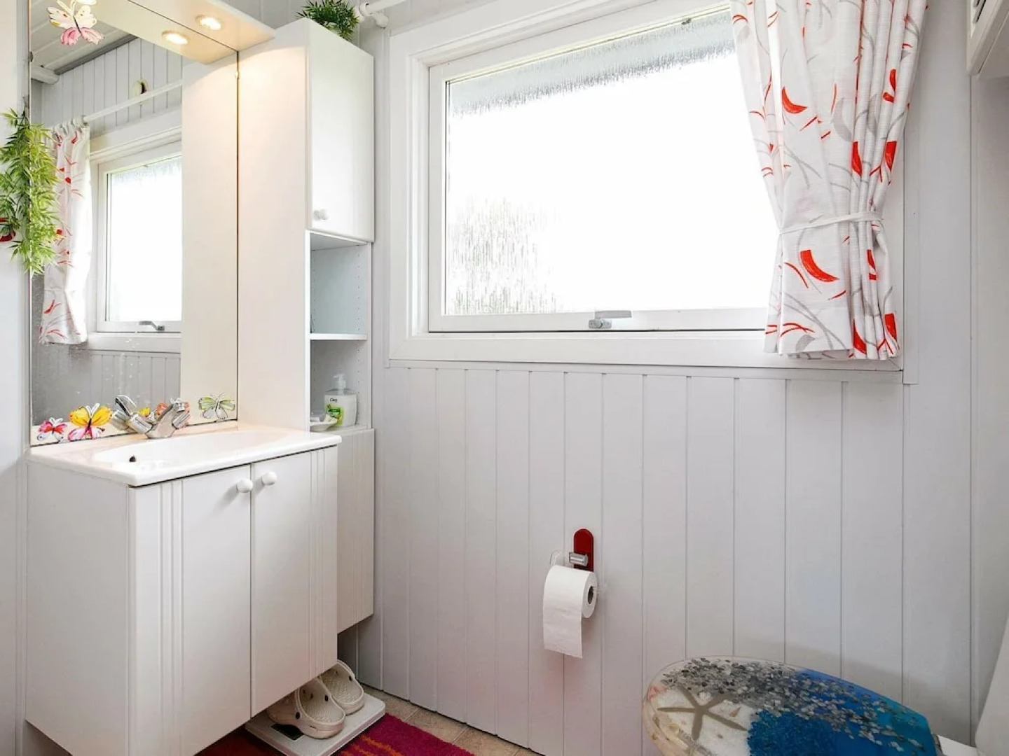 Radiant Holiday Home in Roslev With Terrace