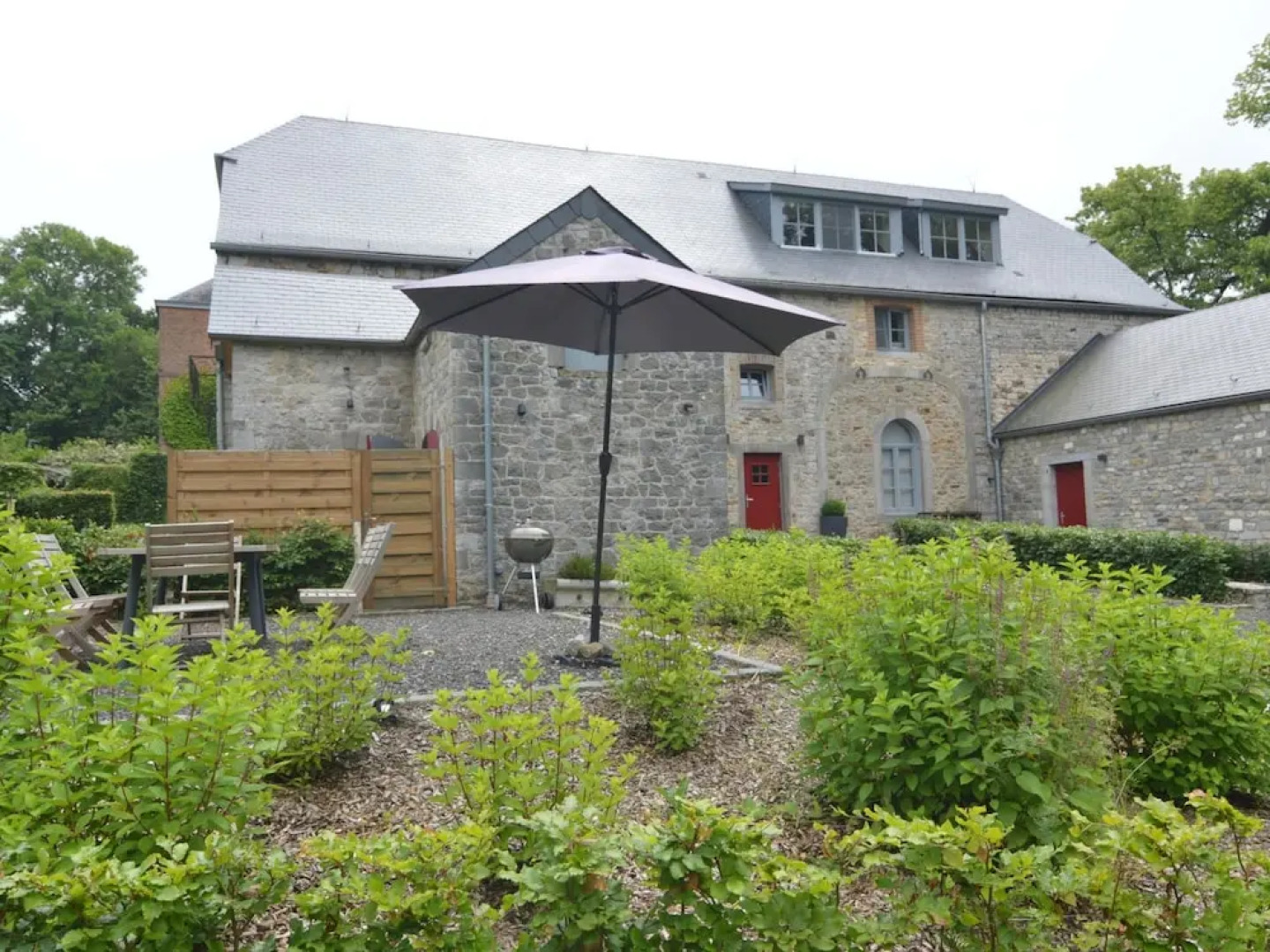 Gesves Castle Grounds Retreat