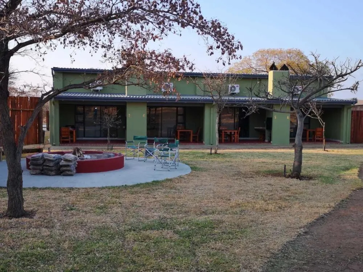 Crimson Bush Lodge