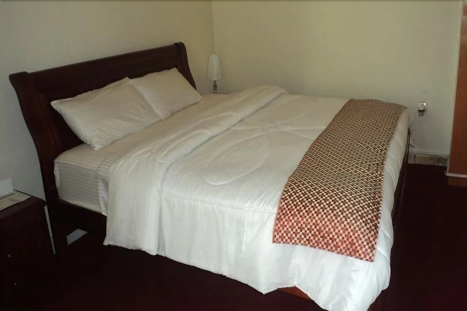 Golden Monkey Hotel