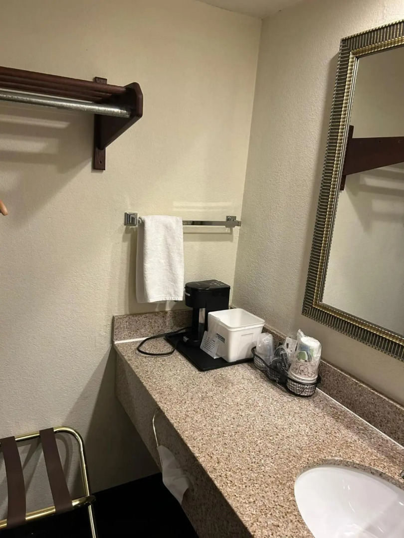 Americas Best Value Inn Grayson