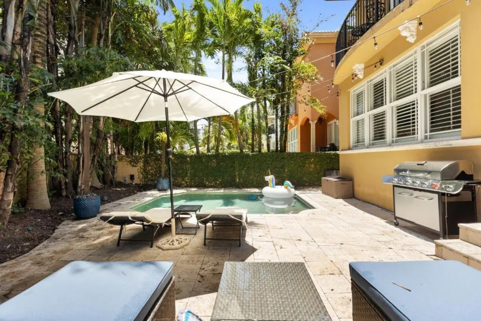 Luxury Spanish Villa 4 Bedroom 4 Bathroom Pool Sunny Isles