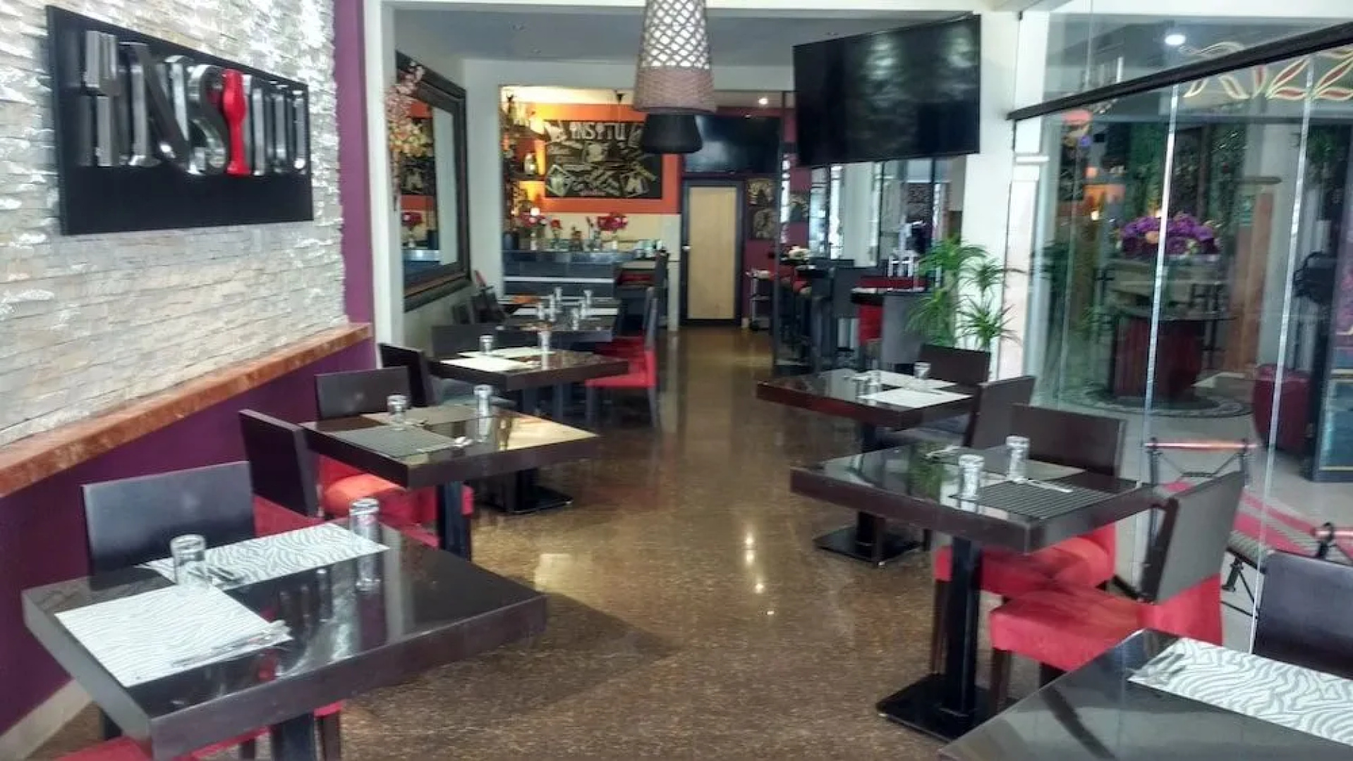 Rizzo Plaza Hotel