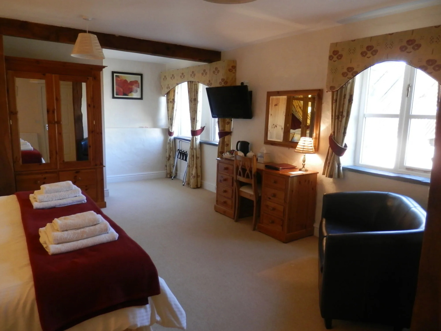 East Hook Farm & Country House