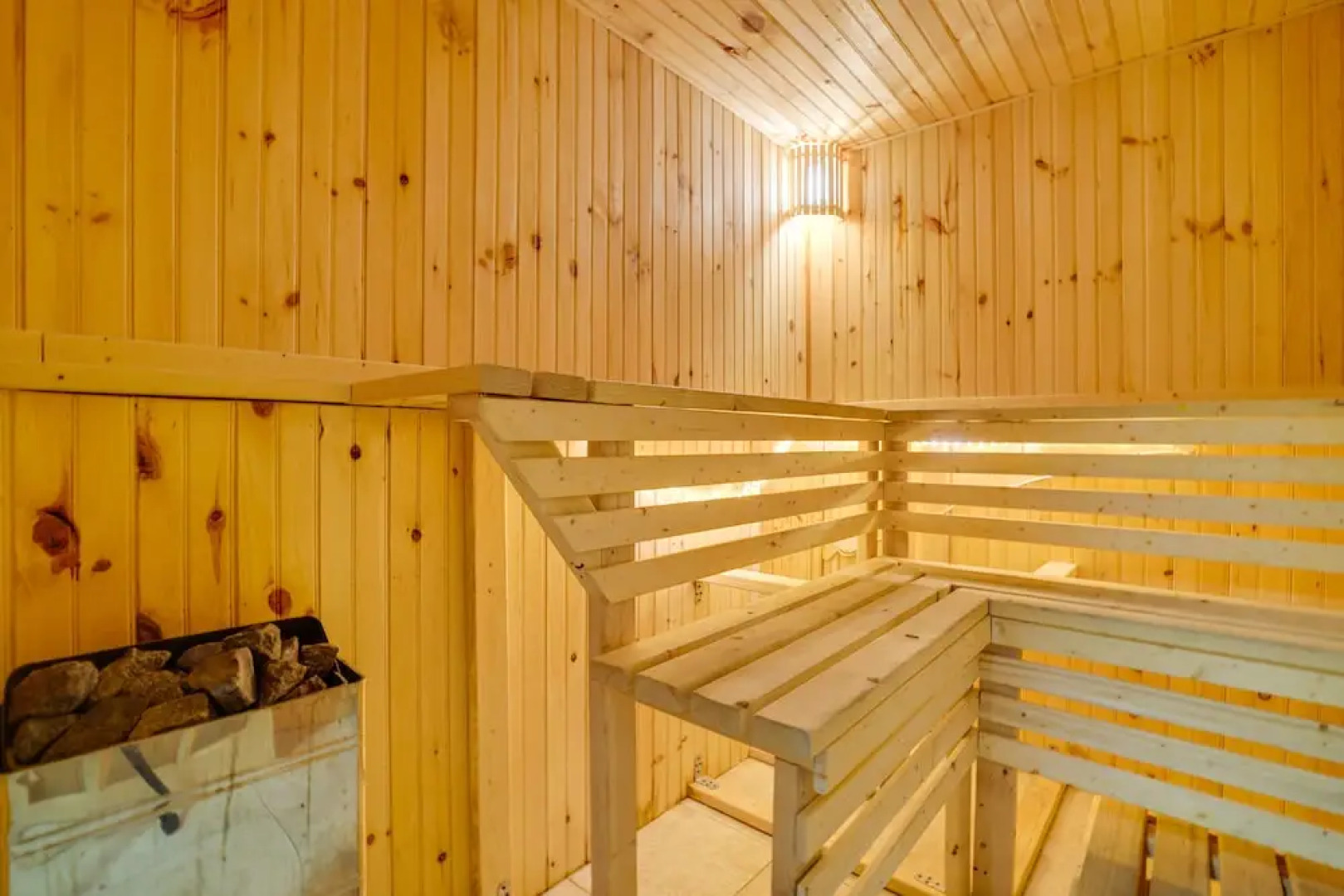 Poconos Home w/ Private Pool, Hot Tub & Sauna!