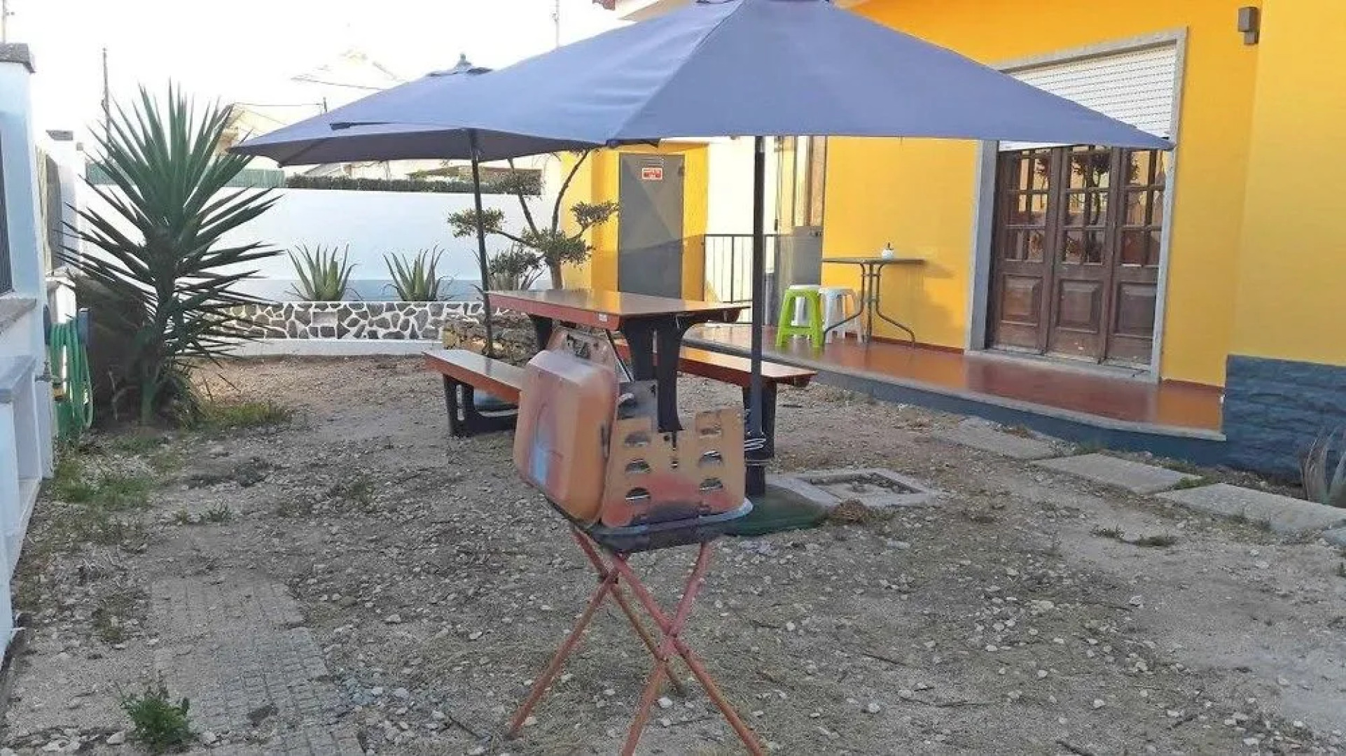 卡尔卡维罗自助乡村旅馆(Help Yourself Hostels Carcavelos Country)