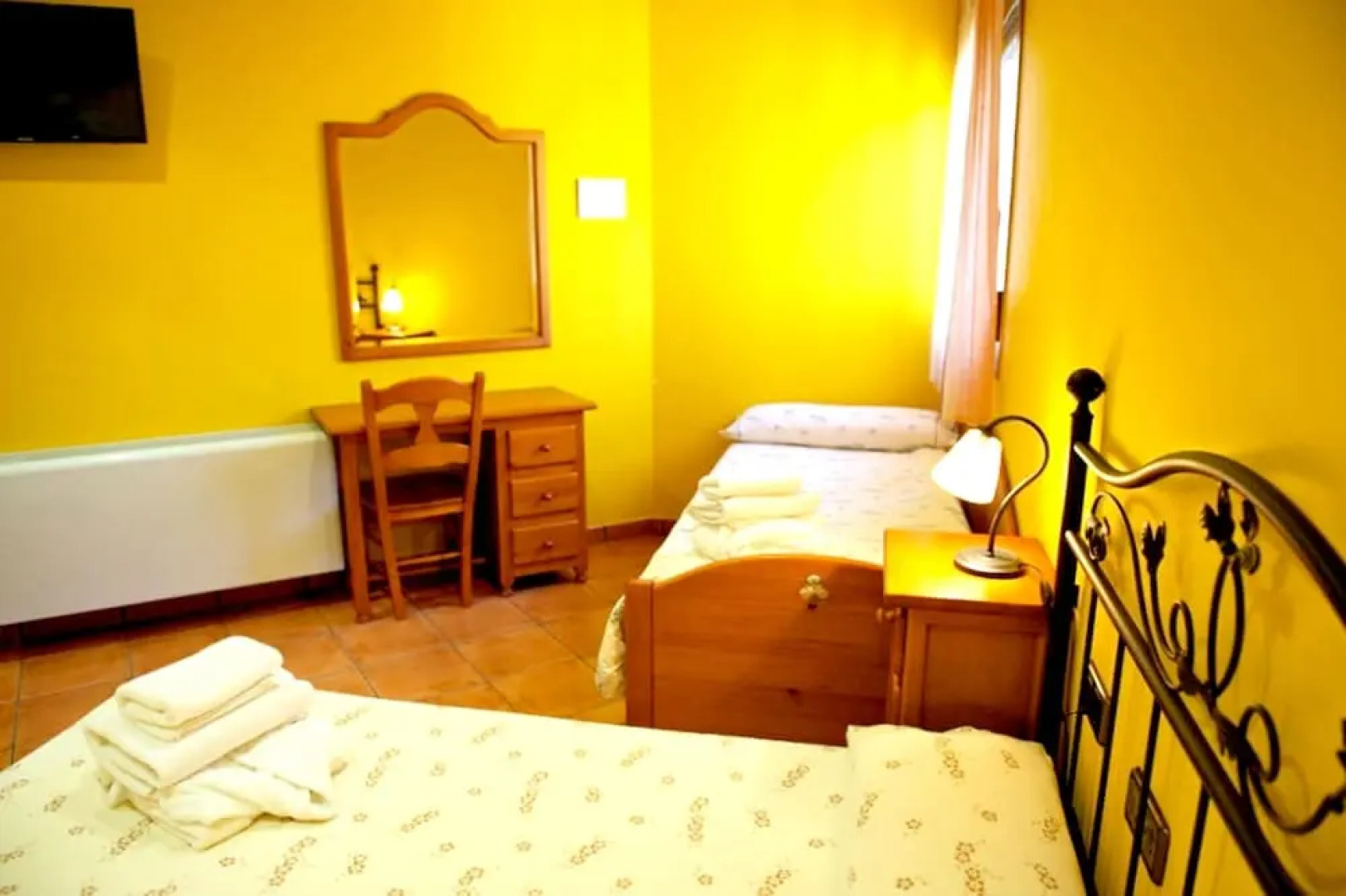 Villa With 7 Bedrooms in Tornabous, With Wonderful Mountain View, Priv