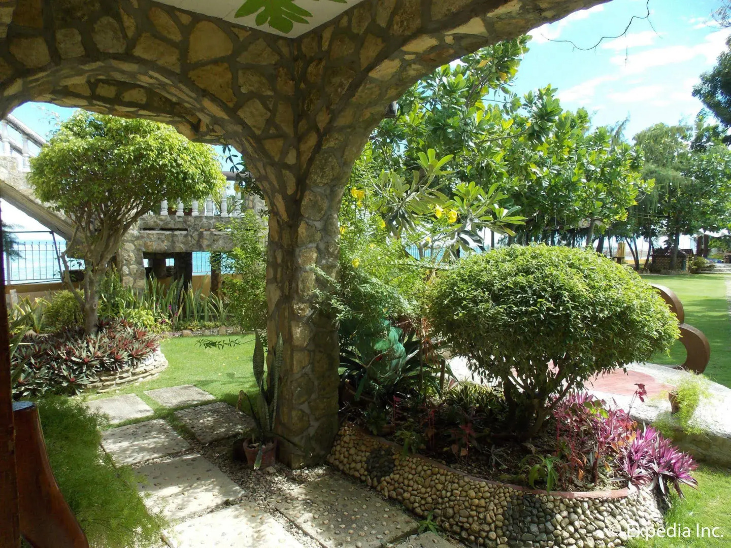 Baluarte de Argao Beach Resort