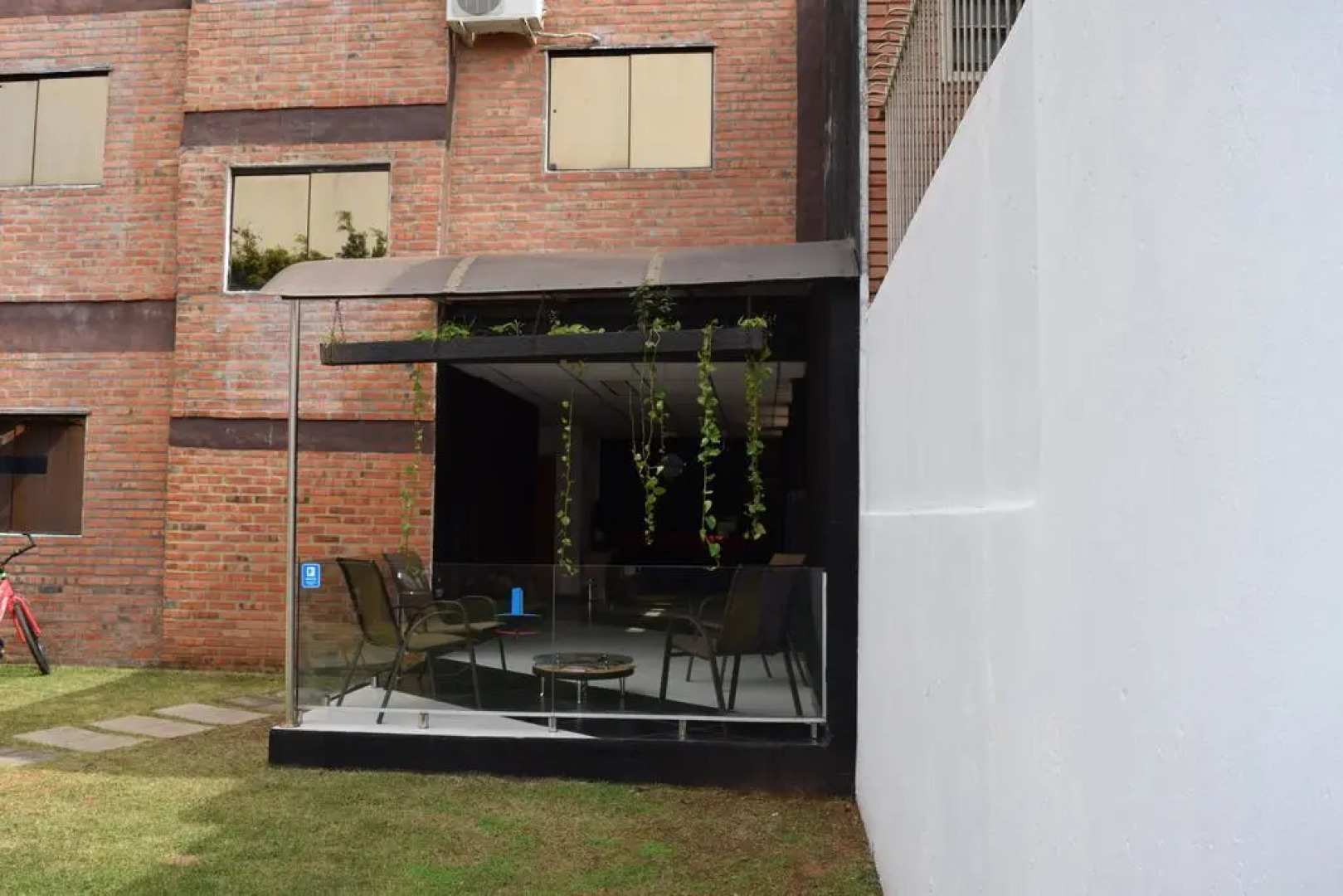 Acosta Ñu Apart Hotel