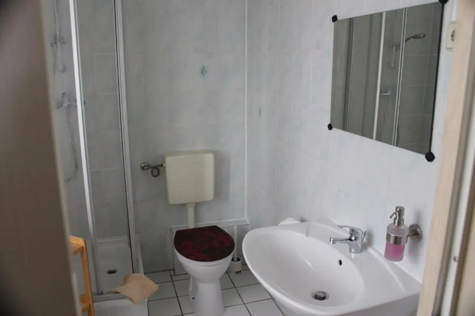 Gasthof & Pension Zum Saalestrand