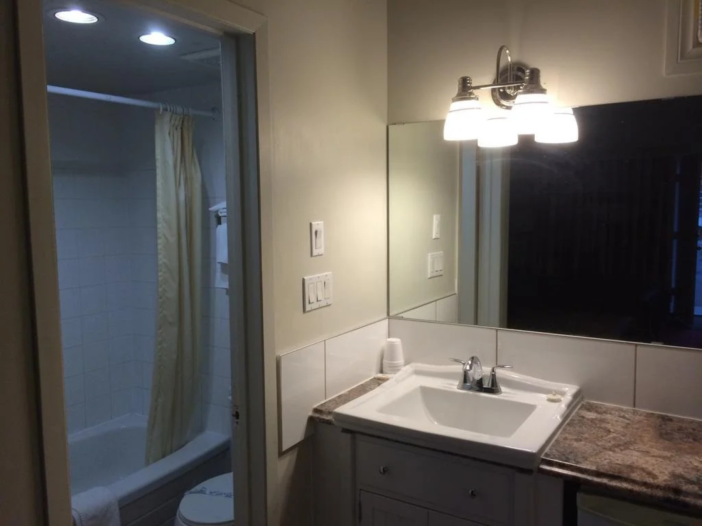 Red Carpet Inn & Suites Calgary